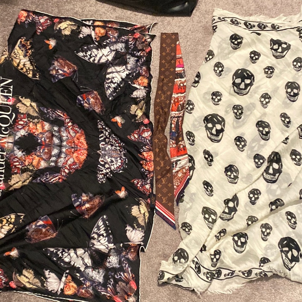 Alexander McQueen scarves & Louis Vuitton bandeau bundle!
